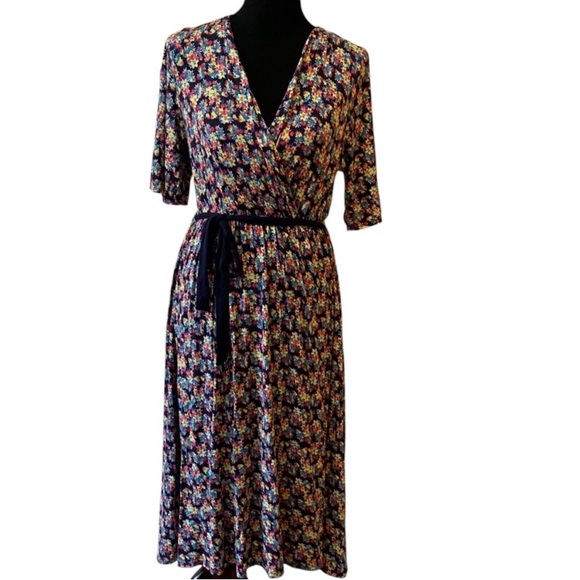 Chris & Carol Dresses & Skirts - Chris & Carol Floral Half Sleeve A-Line Dress with Waist Tie Women’s Large